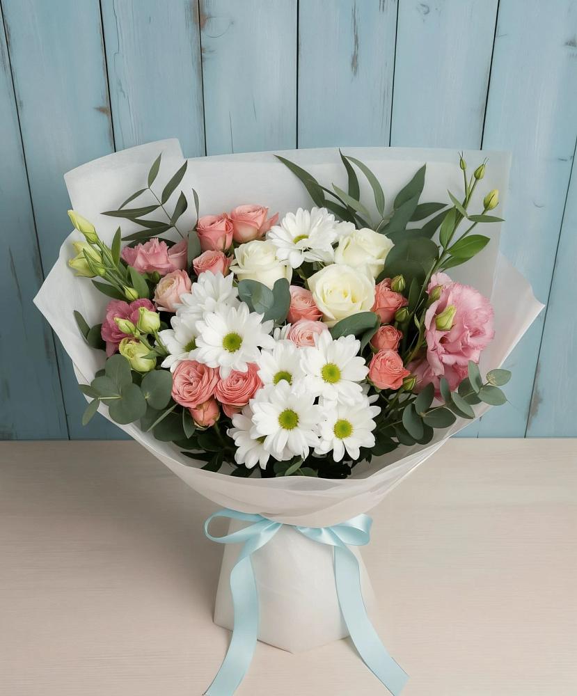 Букет цветов из: Розы, Лизиантусы и Хризантемы в Евсино