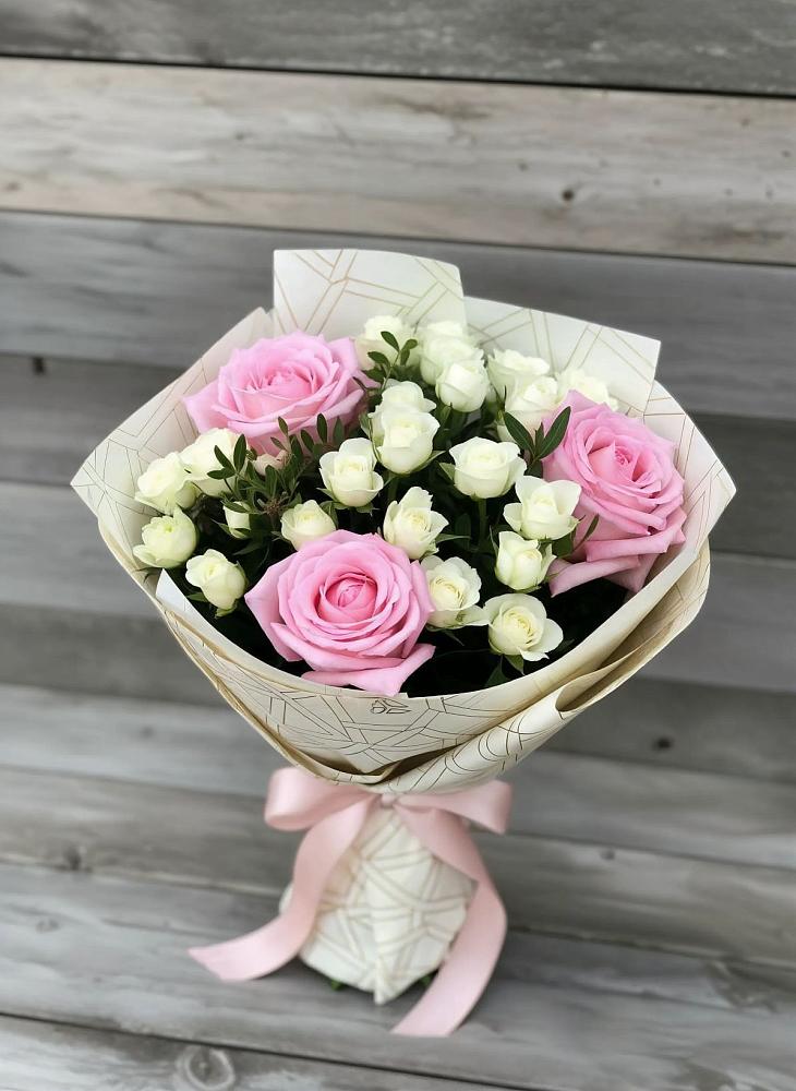 Букет цветов из: Розы в Евсино