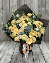 Букет цветов из:  Розы и Лизиантусы в Евсино