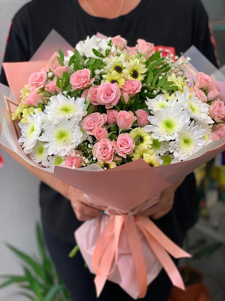 Букет цветов из: Розы и Хризантемы в Евсино