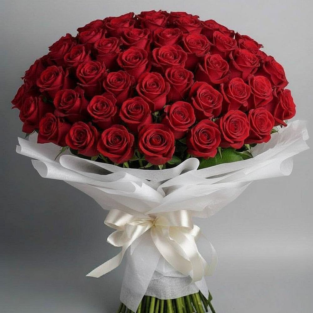 Букет 101 Красная роза Блэк Мэджик в Евсино