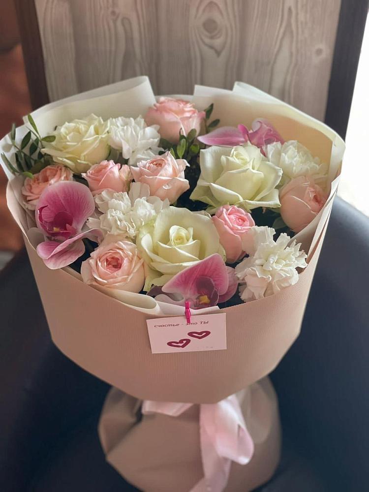 Букет цветов из: Орхидеи, Розы и Гвоздики в Евсино