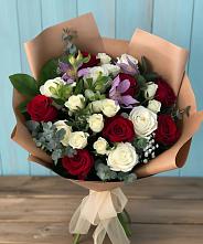 Букет цветов из:  Розы и Альстромерии в Евсино