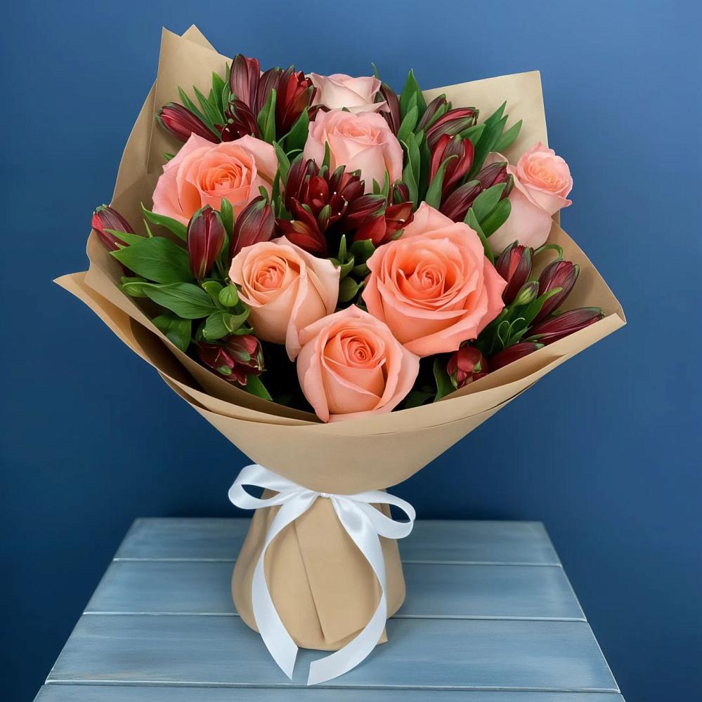 Букет цветов из: Розы и Альстромерии в Евсино