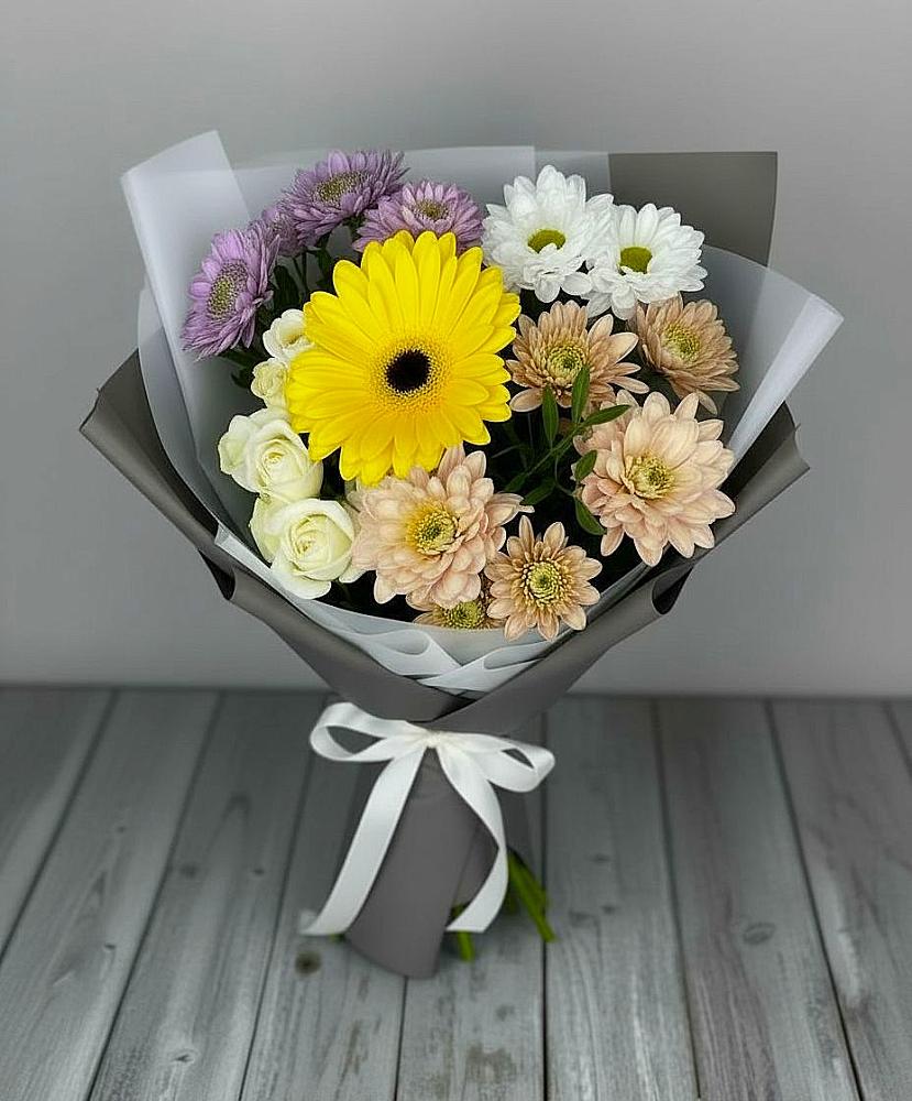 Букет цветов из: Розы, Герберы и Хризантемы в Евсино