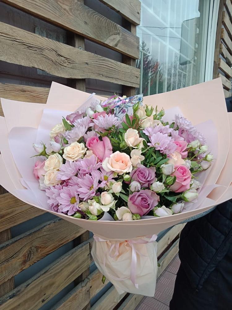 Букет цветов из: Розы и Хризантемы в Евсино