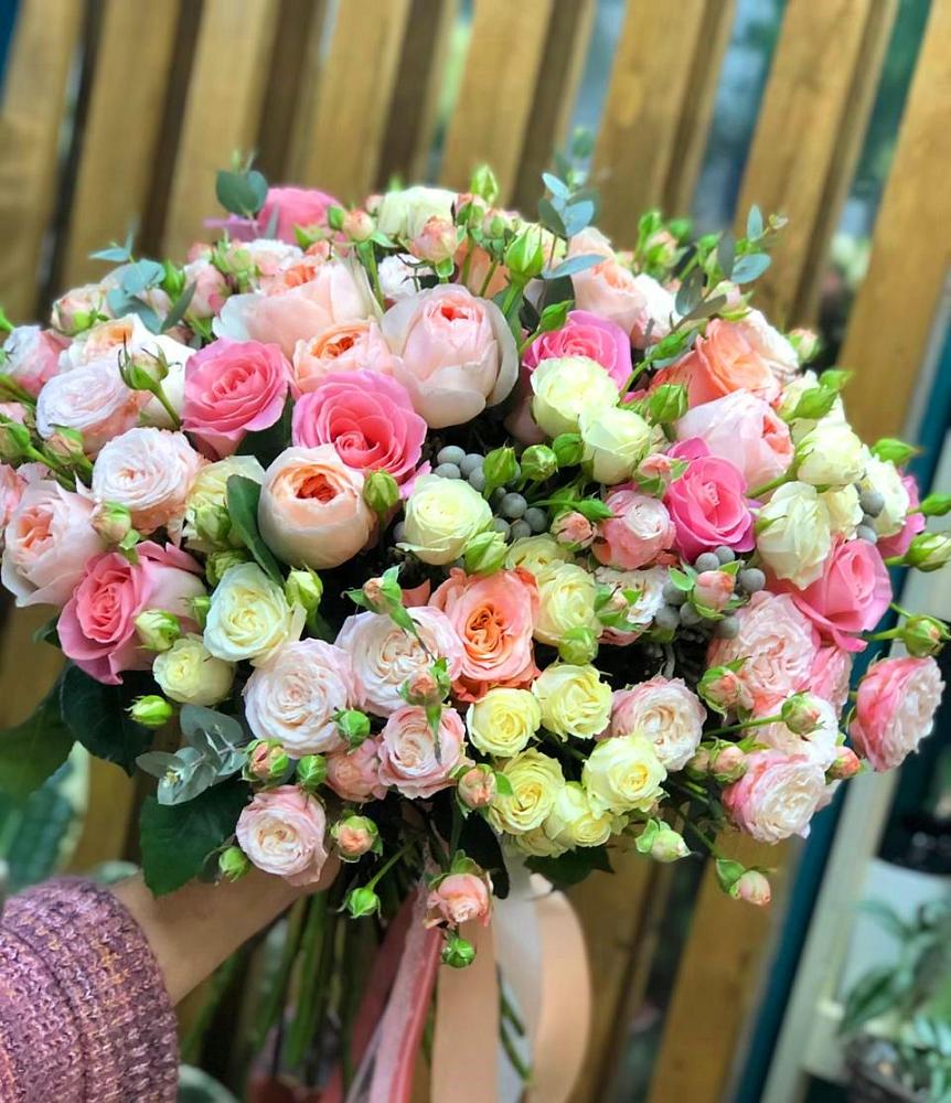 Букет цветов из: Розы в Евсино