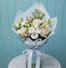 Букет цветов из:  Розы и Лизиантусы в Евсино