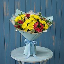Букет цветов из:  Альстромерии и Хризантемы в Евсино