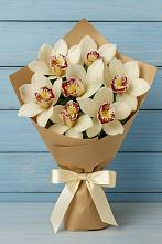 Букет цветов из:  Орхидеи и Розы в Евсино