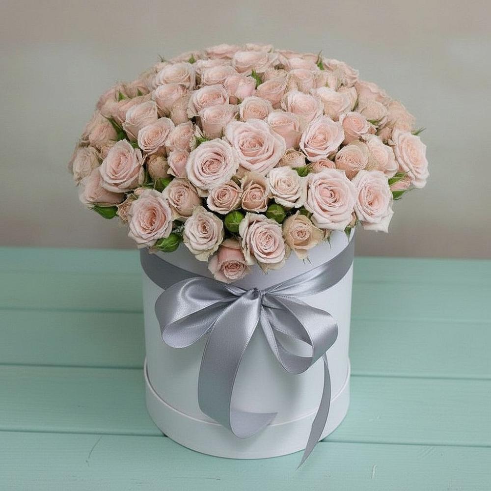 Цветочная композиция из Розы в шляпной коробке в Евсино